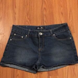 Classic Blues Jean Shorts size 6 (J)
